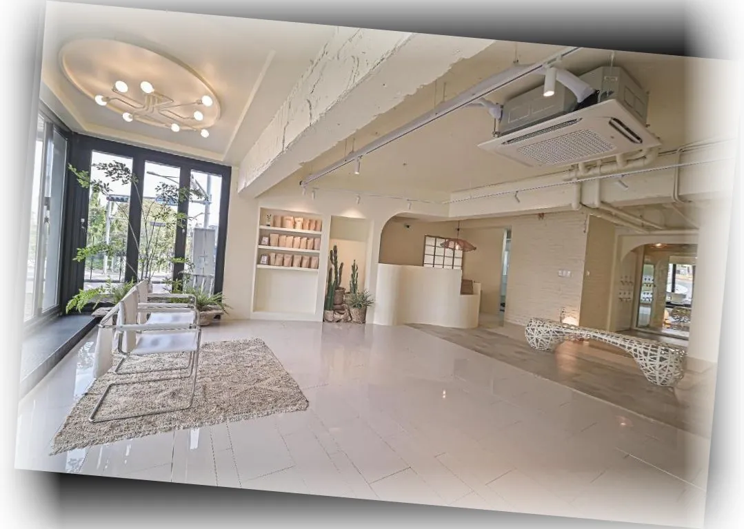 IN_STAY________image_1.webp